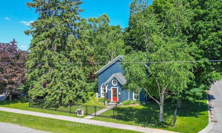 Property Photo: 36 Emily Street E ON L1B 1H3