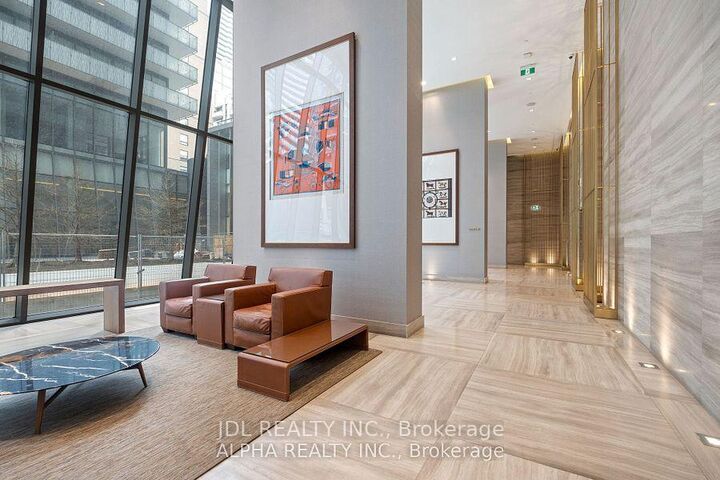 50 Charles St East Street 4307 — photo 1