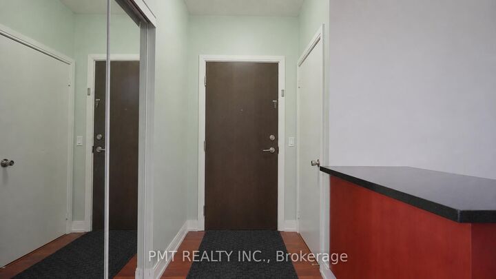 Property Photo: 125 Village Green Square 309 ON M1S 0G3
