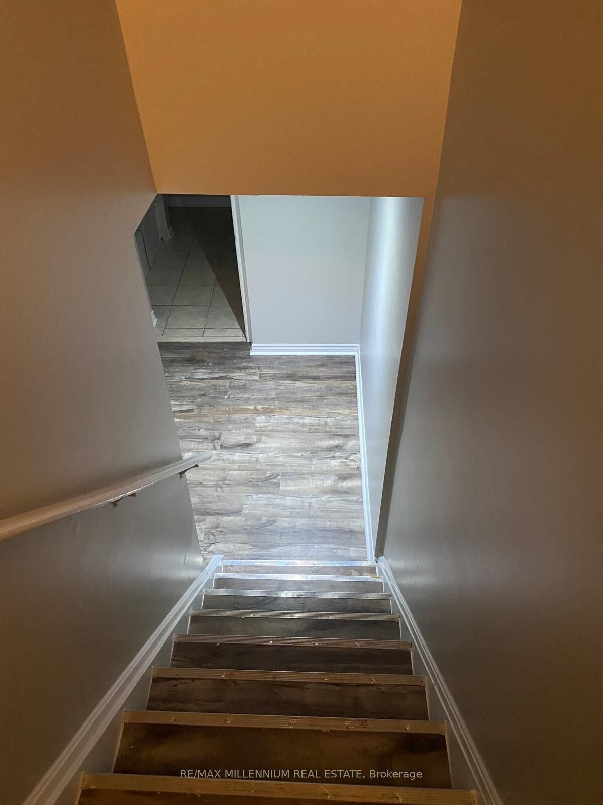 Property Photo:  35 Southlake Boulevard  ON L6V 4P4 