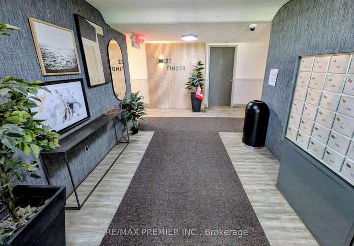 Property Photo:  22 Tinder Crescent 104  ON M4A 1L6 