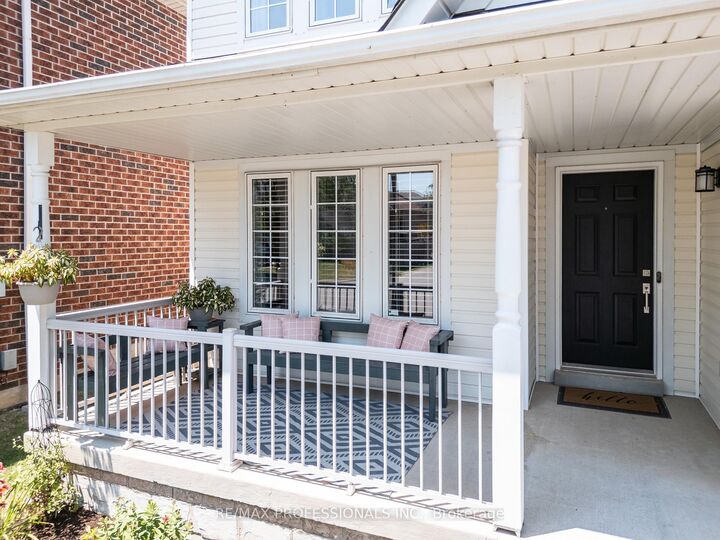Property Photo: 1245 Newell Street ON L9T 6C2