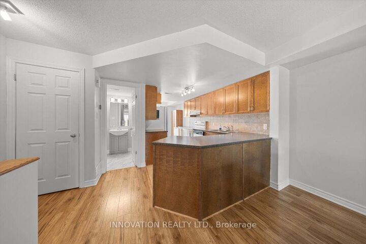 Property Photo:  742B Chapman Mills Drive  ON K2J 3V2 