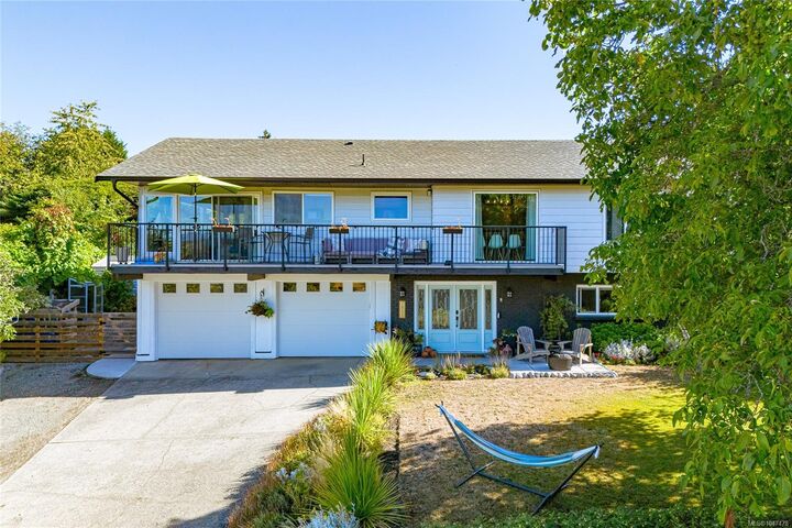 Property Photo: 1854 Mt. Newton Cross Rd BC V8M 1L1