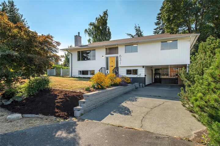 Property Photo: 631 Warden Cds BC V9W 3Y4