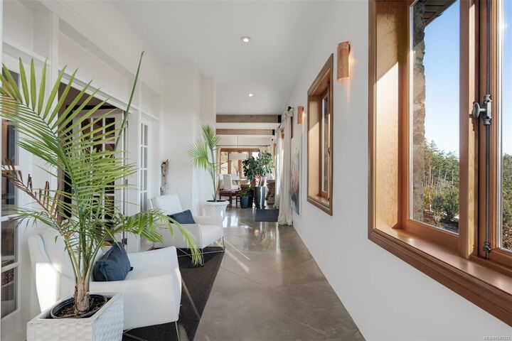 Property Photo: 735 Arden Rd BC V9C 4G2