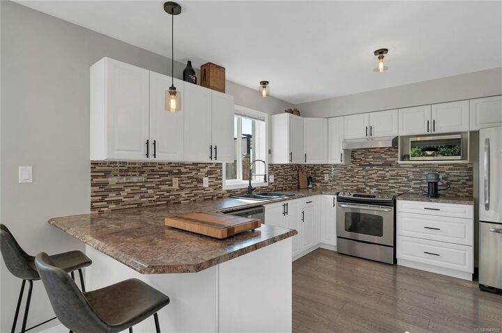 Property Photo: 331 McLean St #A BC V9W 2M7