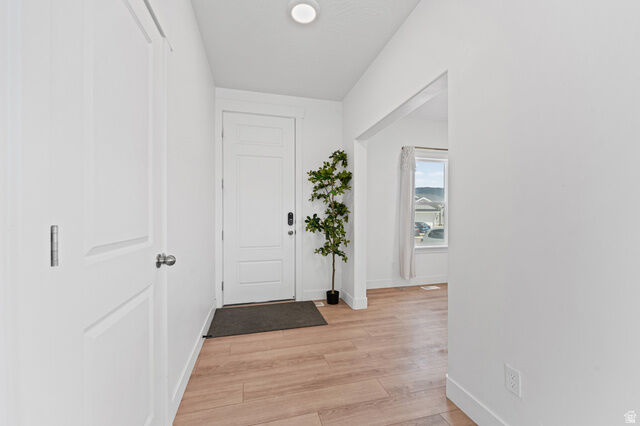 Property Photo: 3289 N Pronghorn Dr UT 84005