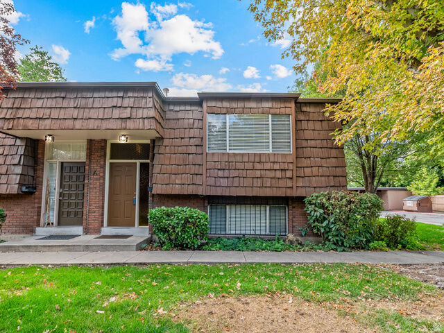 Property Photo: 722 E 3720 S UT 84106