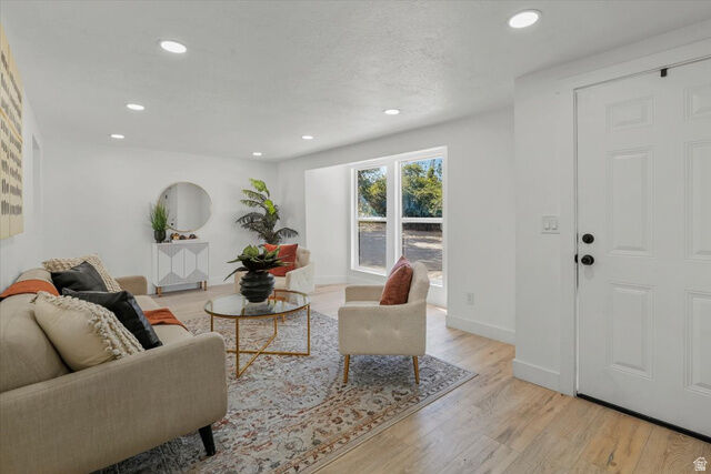 Property Photo: 285 N 400 E UT 84647