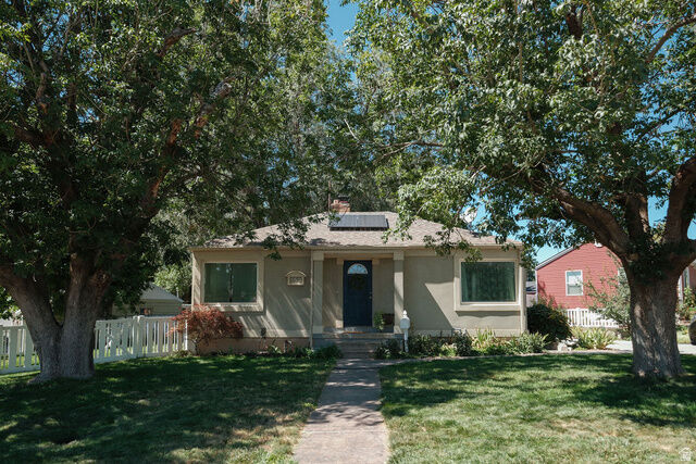 Property Photo: 153 S Lakeview Dr UT 84015