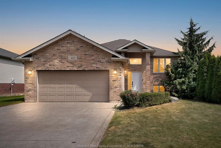 1397 Crosswinds Drive — photo 1