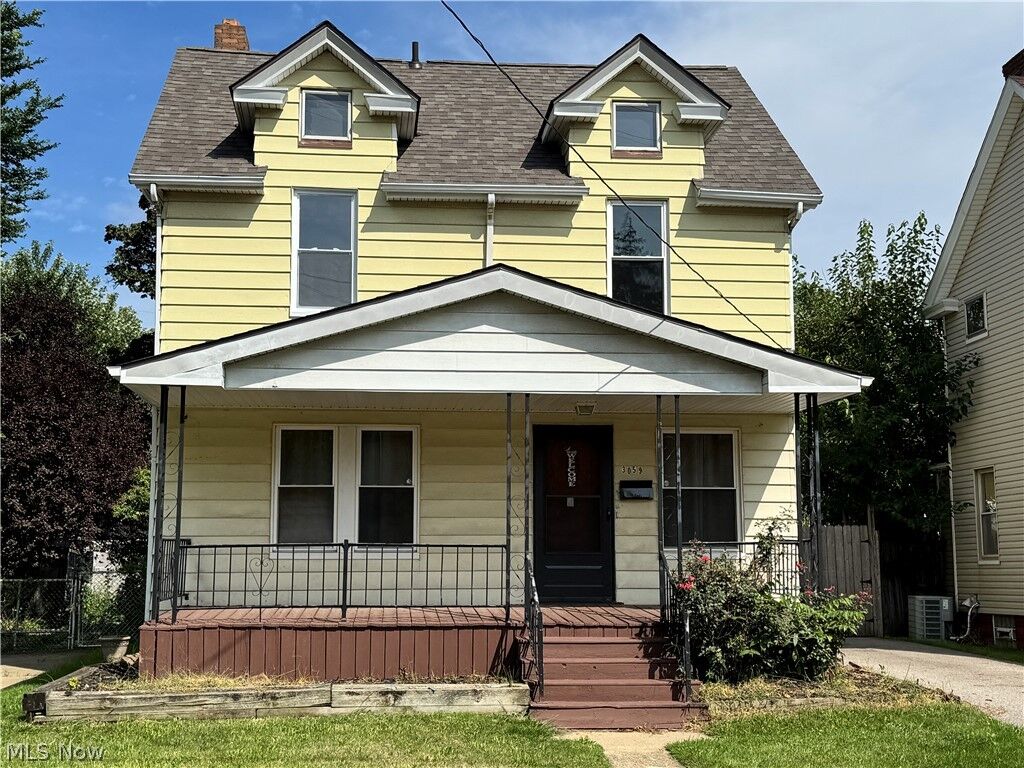 Property Photo: 3059 W 111th Street OH 44111