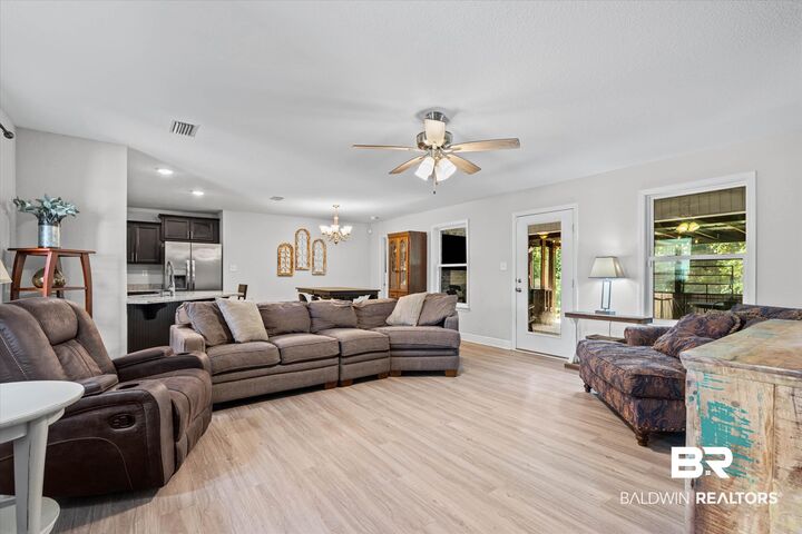 Property Photo: 20346 Heathrow Drive AL 36576