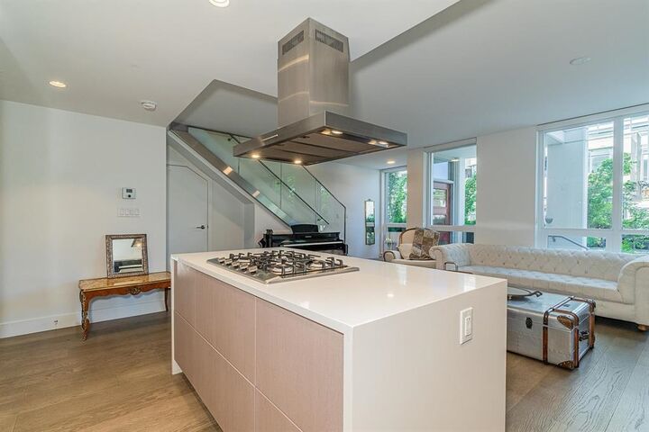 Property Photo:  2025 Curling Road  BC V7P 0E1 