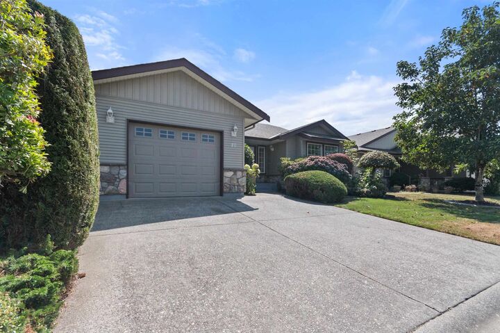 Property Photo: 7330 Elm Road 40 BC V0M 1A0