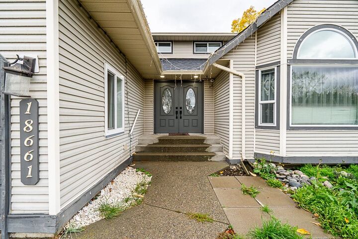 Property Photo: 18661 56 Avenue BC V3S 7Y2