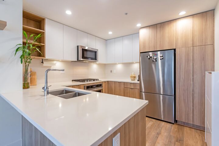 Property Photo:  750 Dogwood Street 412  BC V3J 4B7 