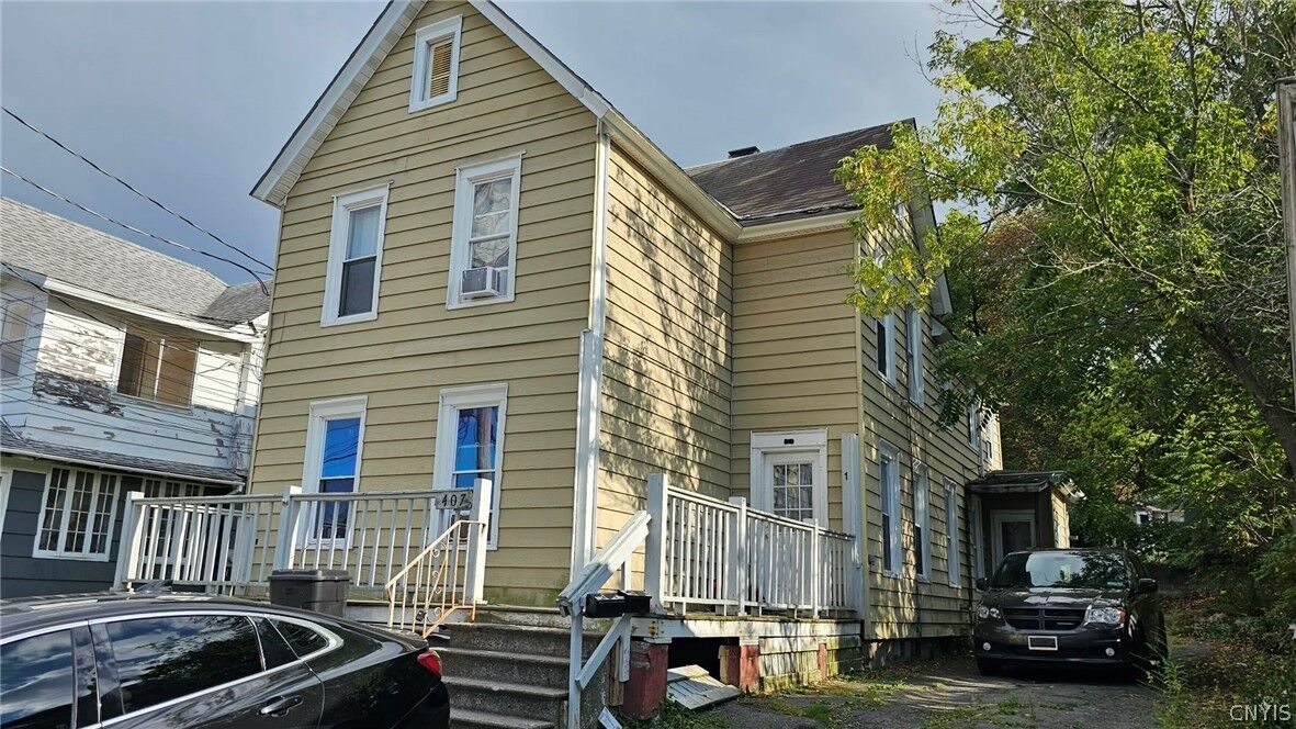 Property Photo:  407 4th Street  NY 13209 