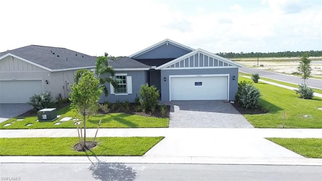 Property Photo:  14767 Bluewater Rd  FL 33982 