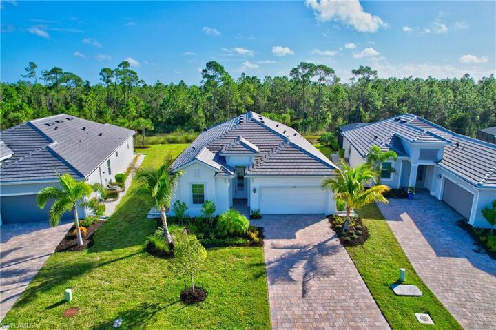 Property Photo:  14257 Blue Bay Cir  FL 33913 