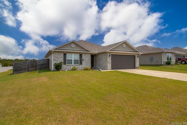Property Photo:  3000 Emerald Park Trail  AR 72011 