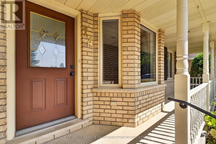 Property Photo:  14 Gregus Court  ON N0M 1S2 