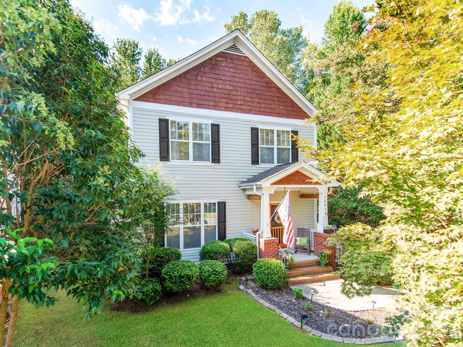 Property Photo:  16415 Kelly Park Circle  NC 28078 