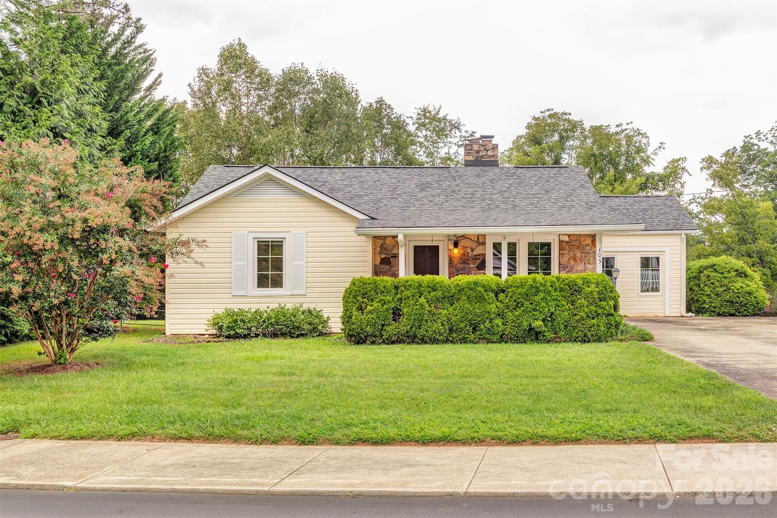 Property Photo: 103 S Main Street NC 28787