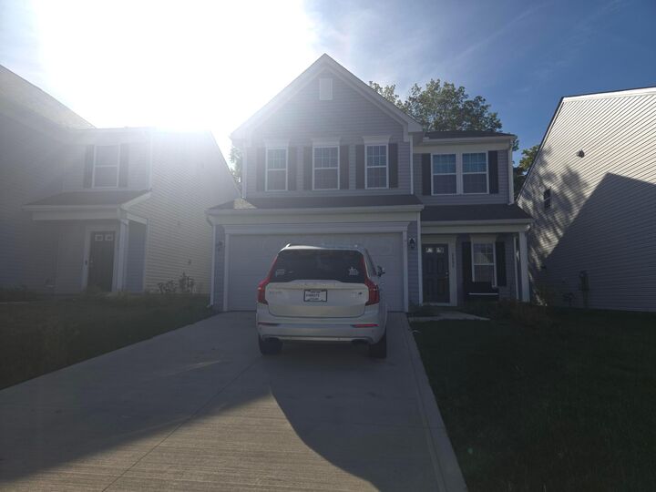 Property Photo: 2803 Horsham Drive OH 43123