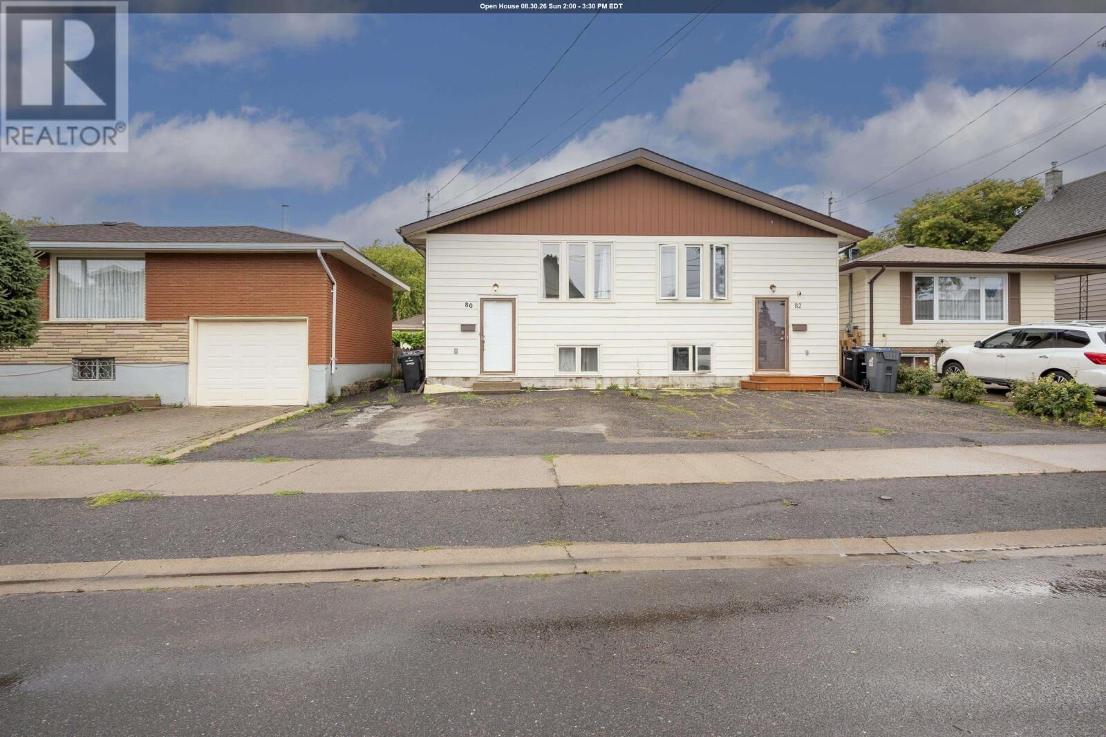 Property Photo:  80 Peter St  ON P7A 5H3 