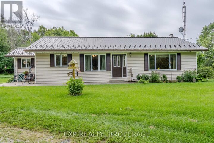 Property Photo: 279 Munro Road ON K0H 2B0