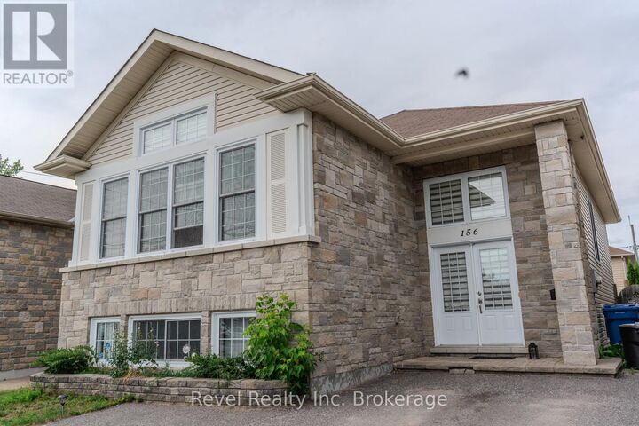 Property Photo: 156 Greenwood Avenue ON P1B 5E9