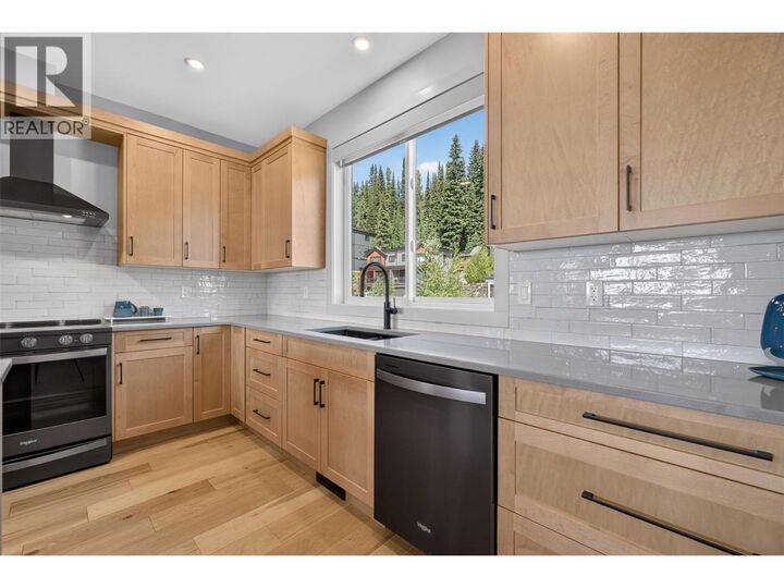Property Photo: 9823 Cathedral Drive BC V1B 0S1