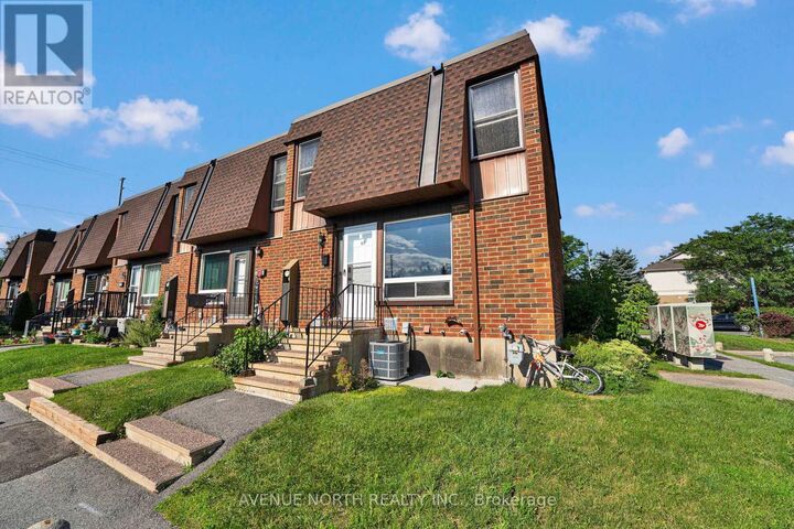 Property Photo: 3520 Downpatrick Road 41 ON K1V 8T4