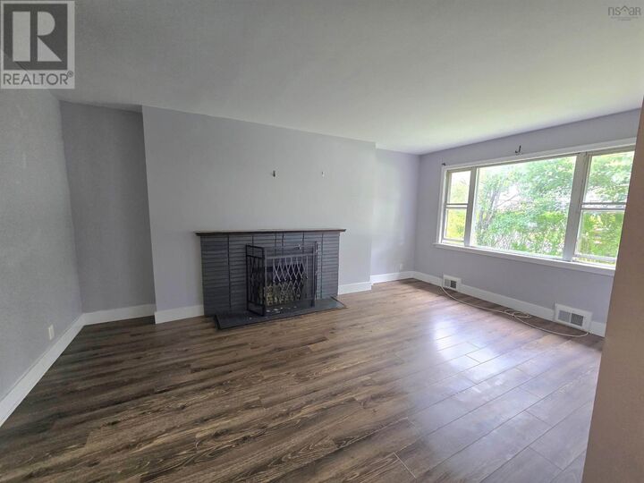 Property Photo:  78 Glenwood Avenue  NS B2Y 3G7 