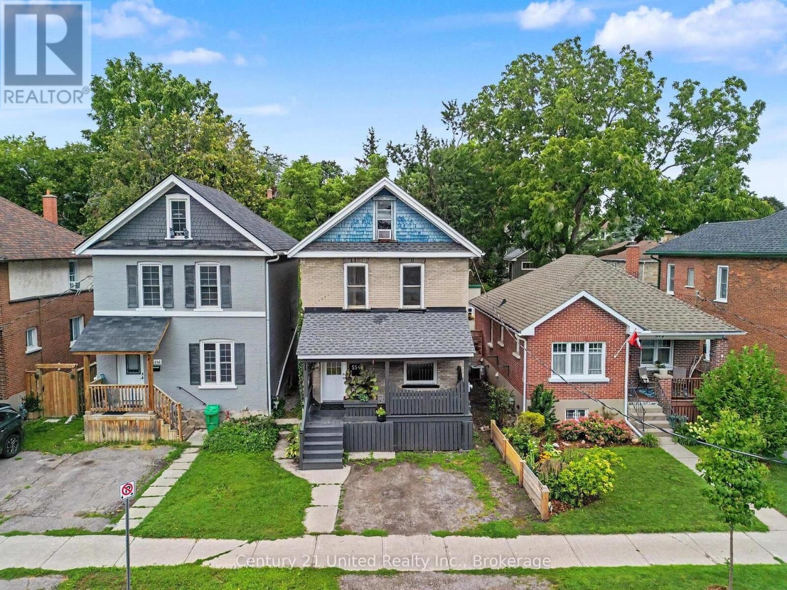 Property Photo: 554 Sherbrooke Street ON K9J 2P5