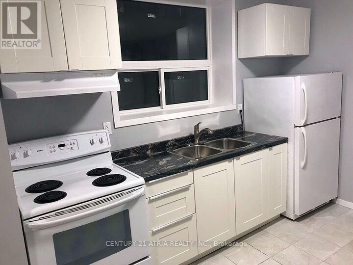 Property Photo:  316 Saguenay Avenue  ON L1J 2N1 