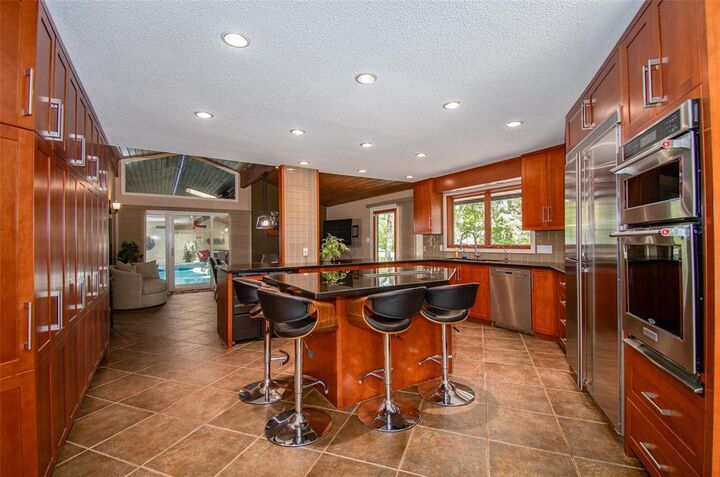 Property Photo: 56105 Dawson Road MB R5T 0H6