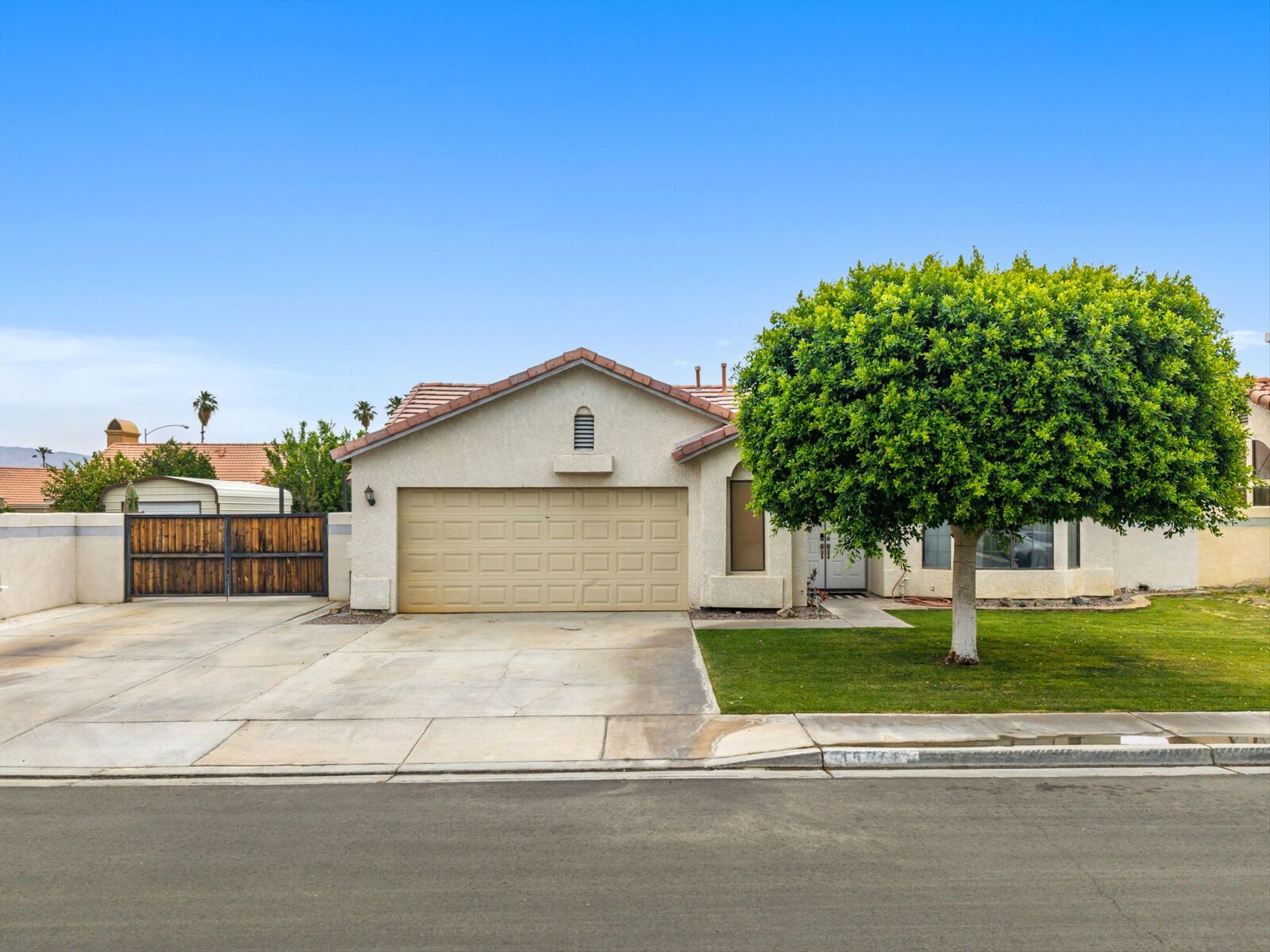 Property Photo:  45558 Indian River Road  CA 92201 