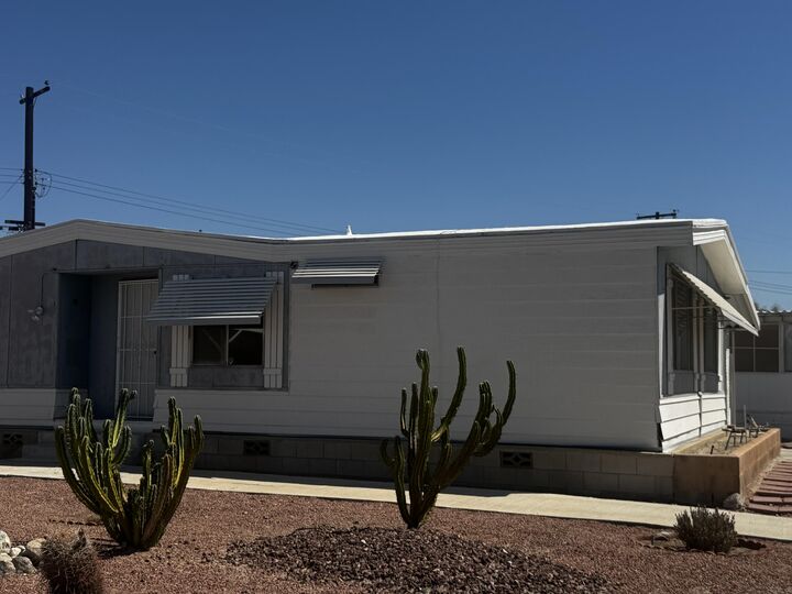 Property Photo: 73360 Colonial Drive CA 92276