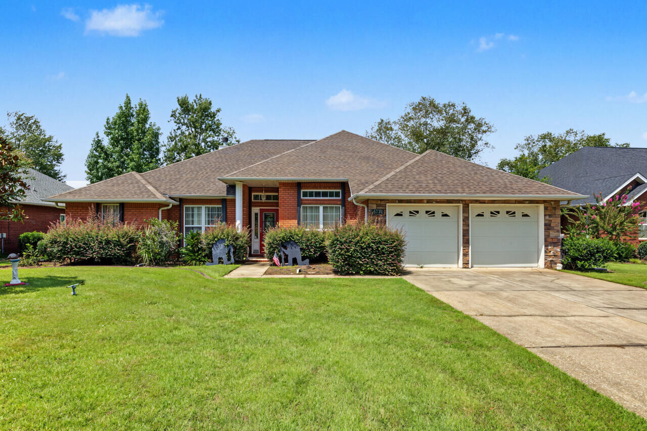 Property Photo:  5732 Dunbar Circle  FL 32583 