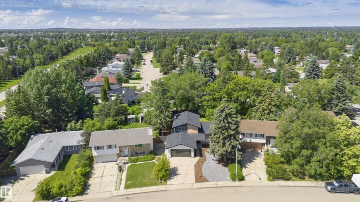 Property Photo: 3412 108 Street NW AB T6J 2V4