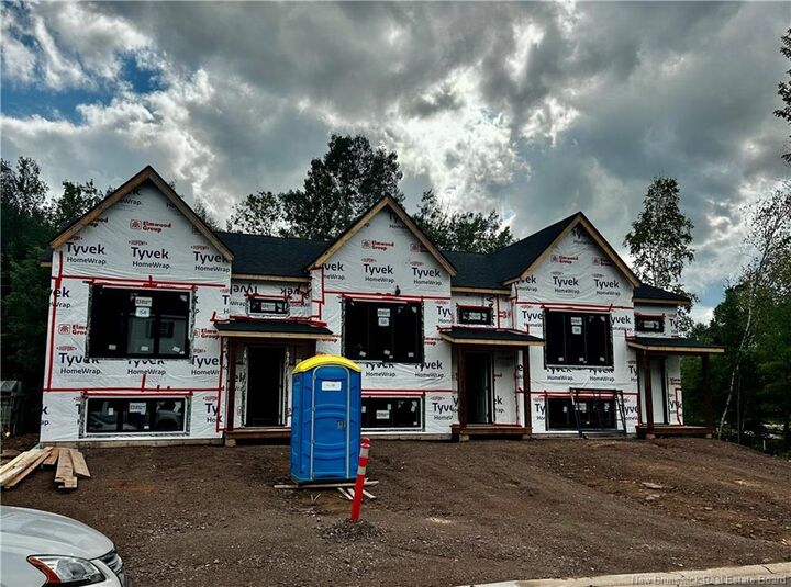 Property Photo:  58 Waterfall Drive  NB E1B 3C4 