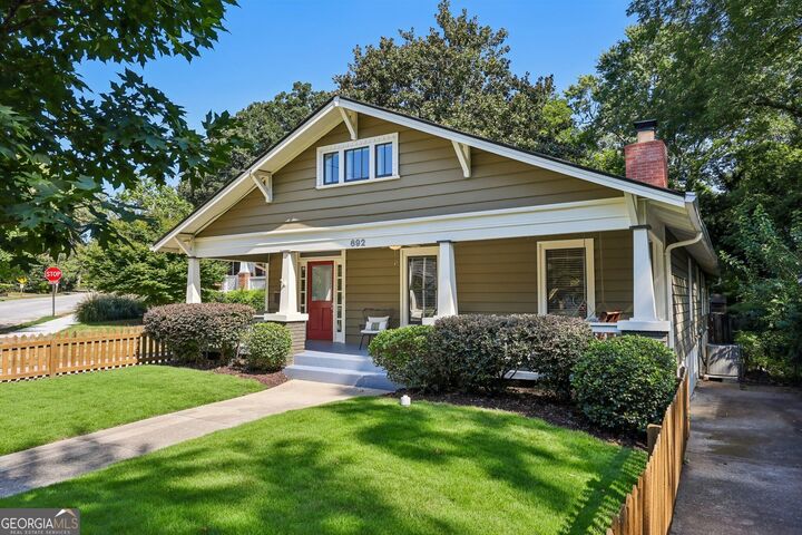 Property Photo:  692 Glenwood Avenue SE  GA 30312 