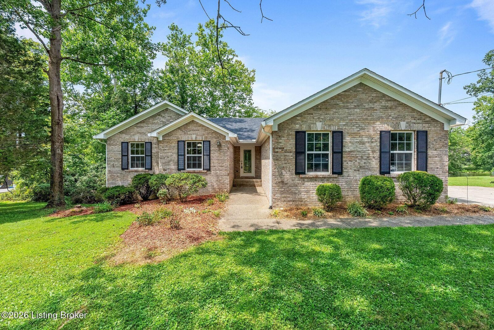 Property Photo: 1601 Spinner Pl KY 40031