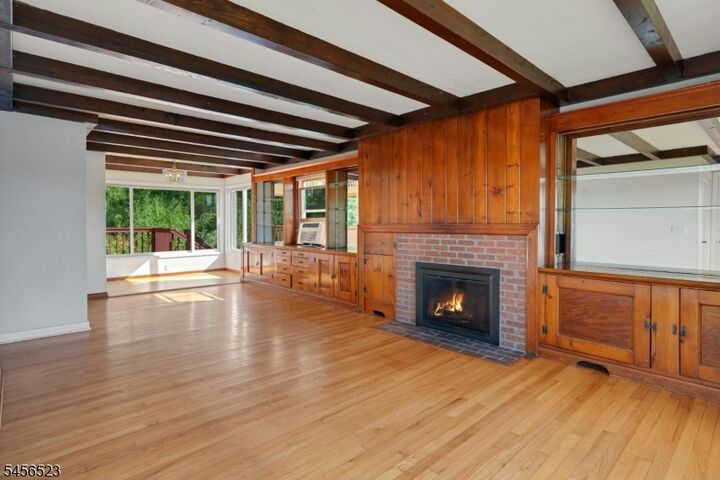 Property Photo: 117 Springbrook Trl NJ 07871