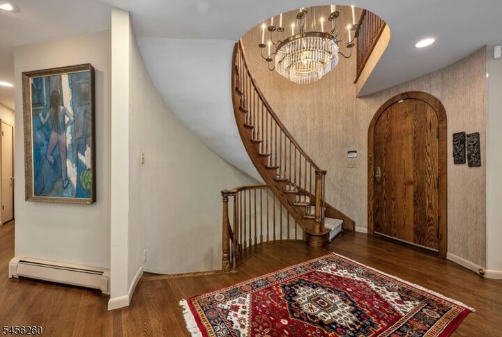 Property Photo:  100 Cheyenne Way  NJ 07470 