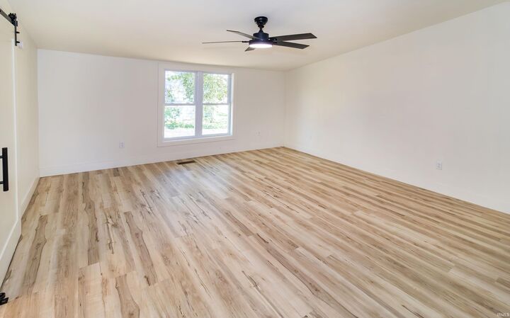Property Photo:  118 S Gibson Street  IN 47660-1518 