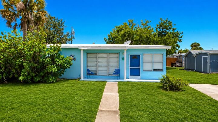 Property Photo:  8594 Bumford Avenue  FL 34287 